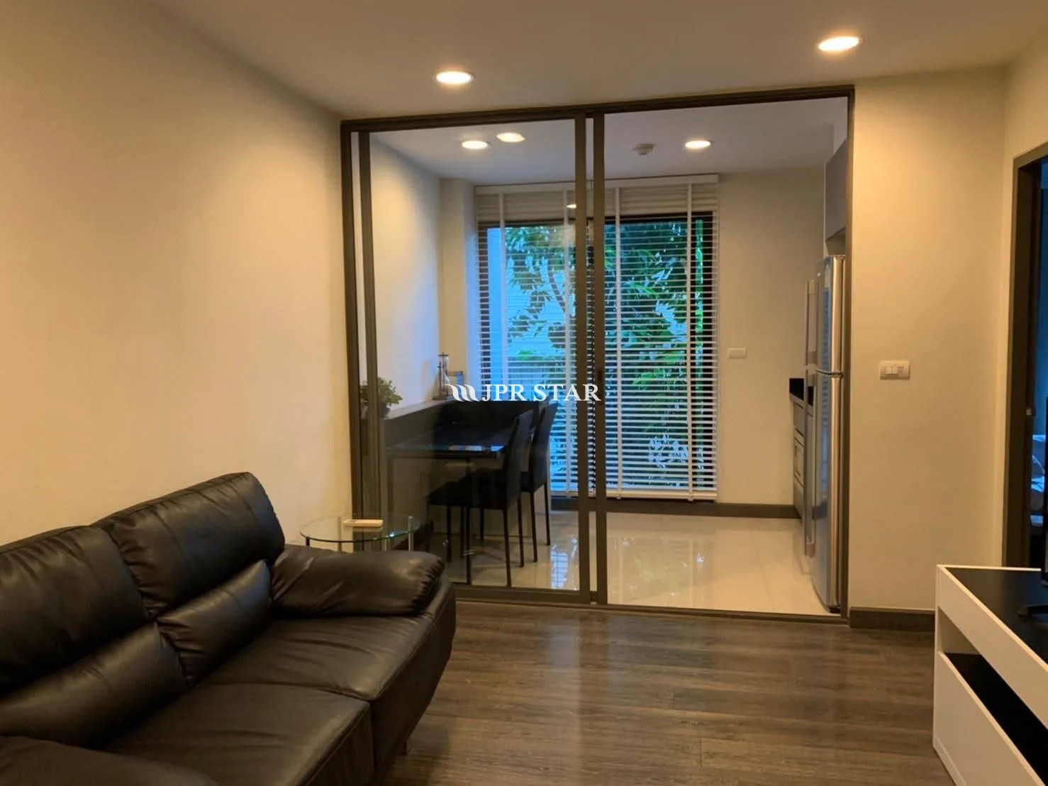 FOR RENT: Rende Sukhumvit 23