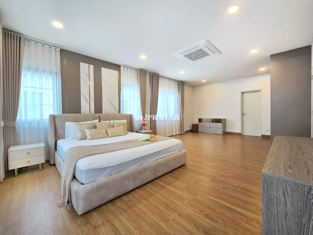 🌈 For Rent: Centro Bangna Phase 2 - 6