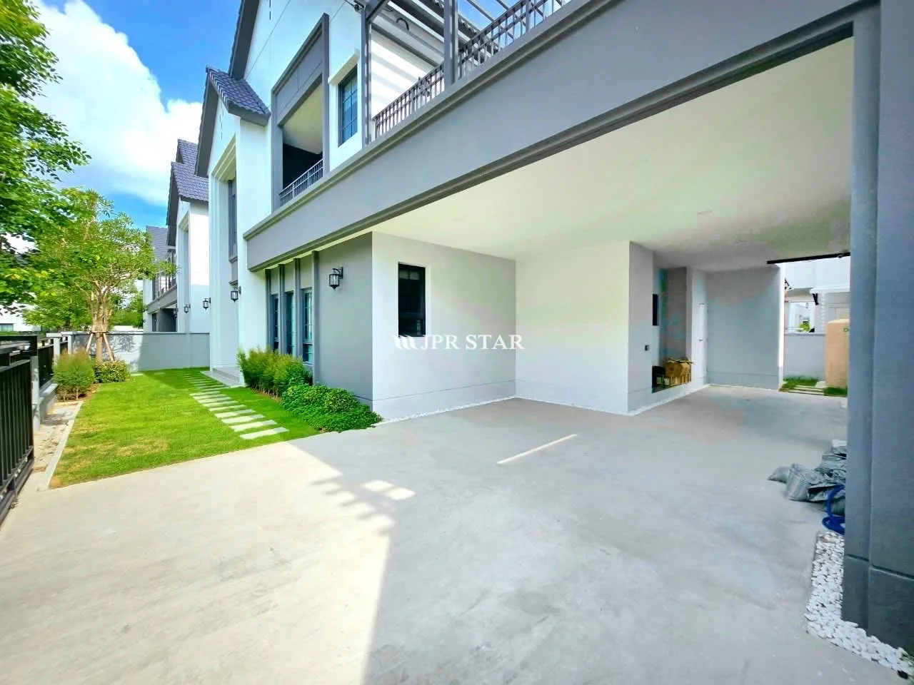🌈 For Rent: Centro Bangna Phase 2 - 8