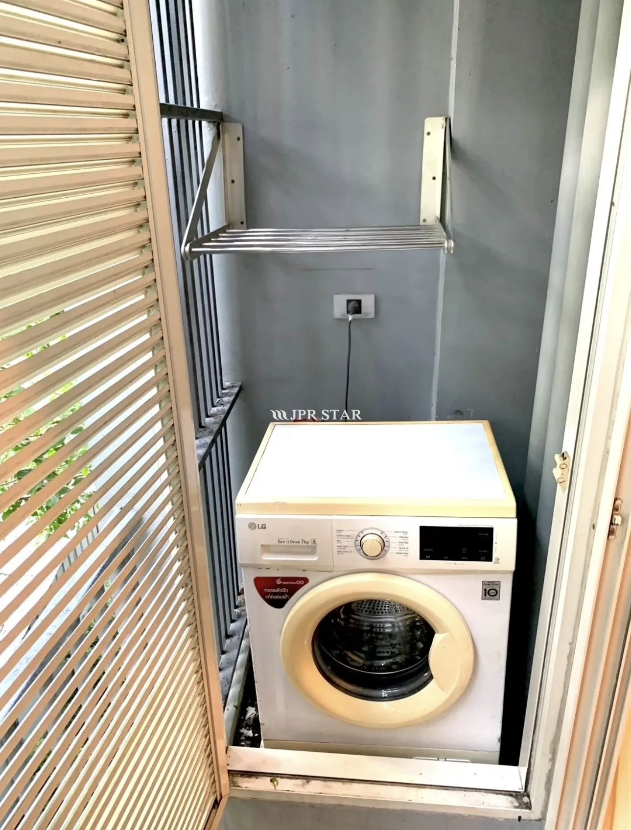 FOR RENT: THE CREST SUKHUMVIT 49 - 7