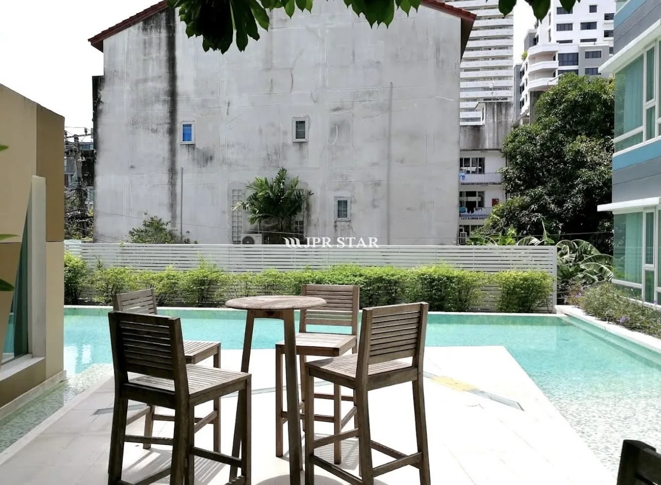 FOR RENT: THE CREST SUKHUMVIT 49 - 15