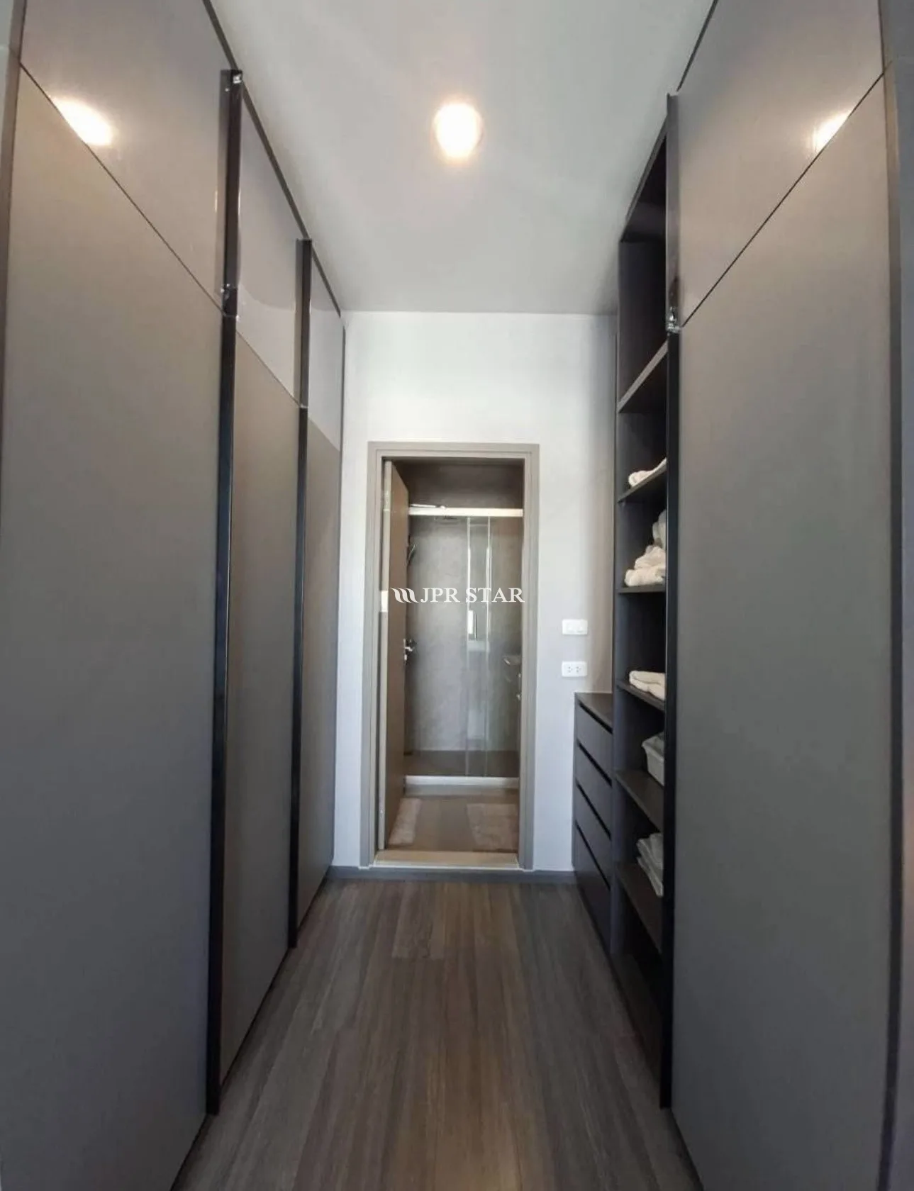 FOR RENT !!IDEO SUKHUMVIT - RAMA4 - 18